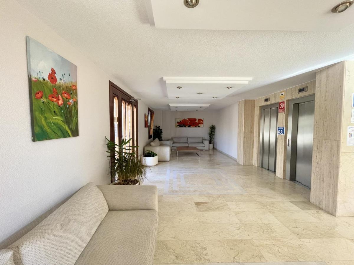 Torre Valencia Apartment Benidorm Bagian luar foto