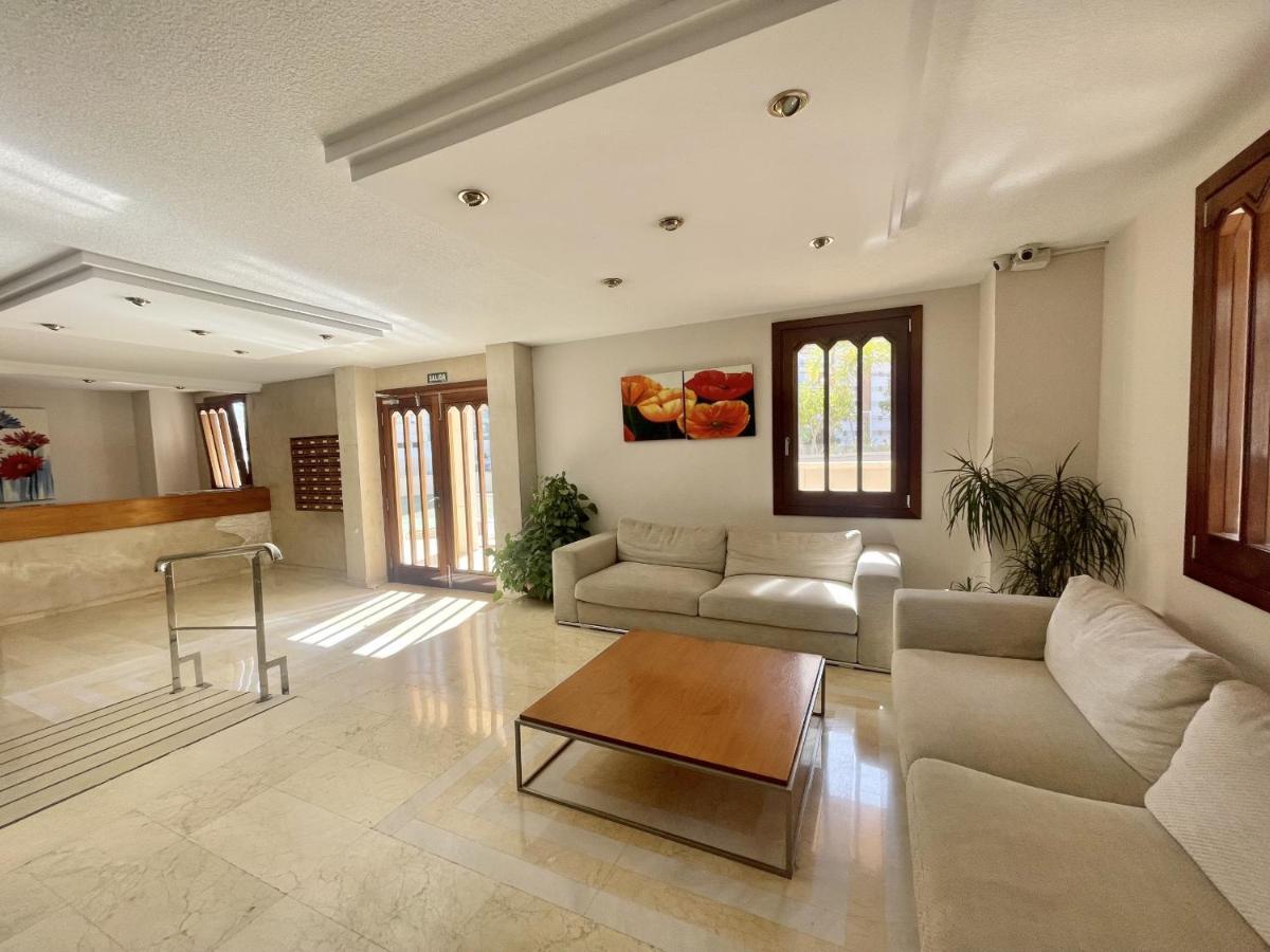 Torre Valencia Apartment Benidorm Bagian luar foto
